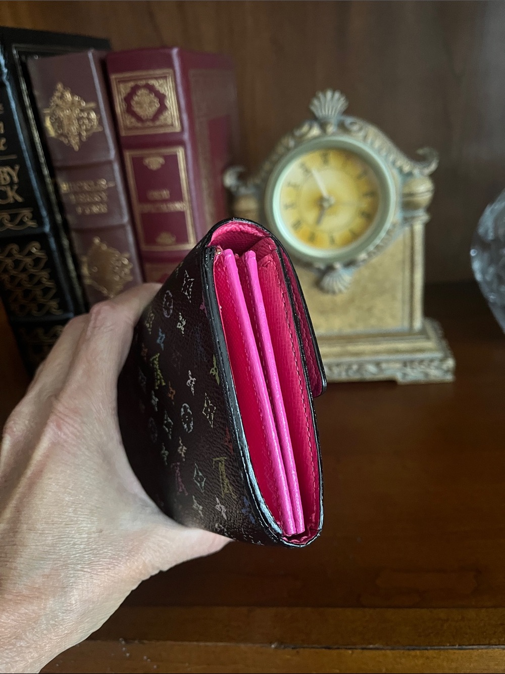 Louis Vuitton x Murakami Multicolor Sarah Wallet EUC Includes COA - Picture 6 of 16